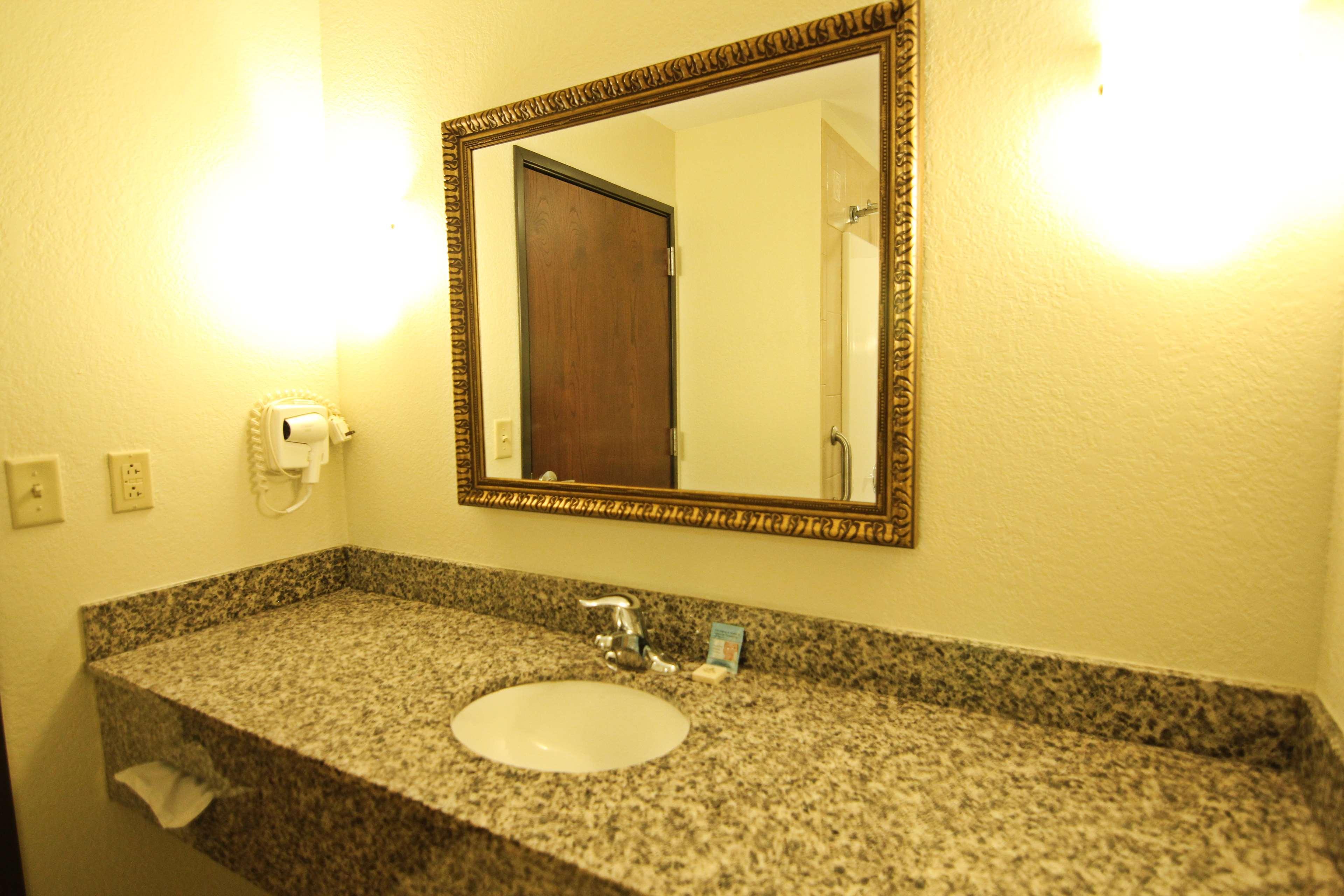 Crown Pointe Lodge; Bw Signature Collection 4* Farmington