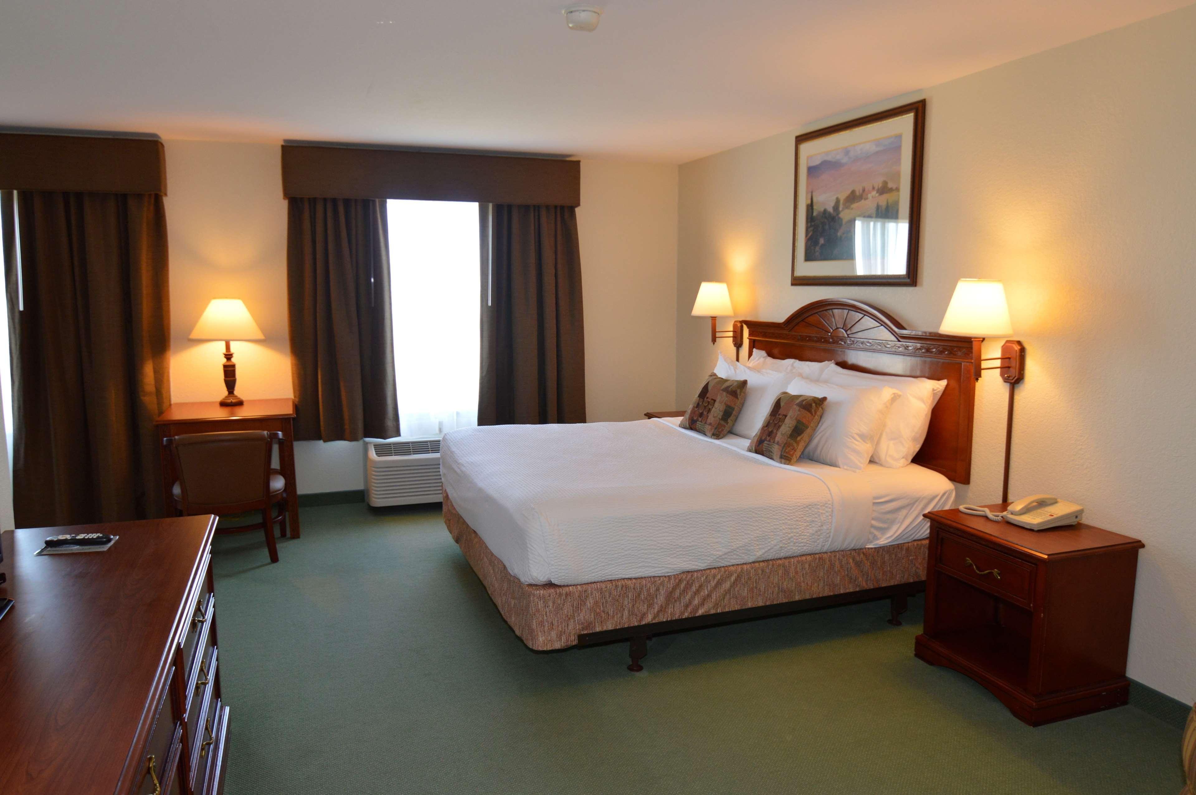 Crown Pointe Lodge; Bw Signature Collection 4*