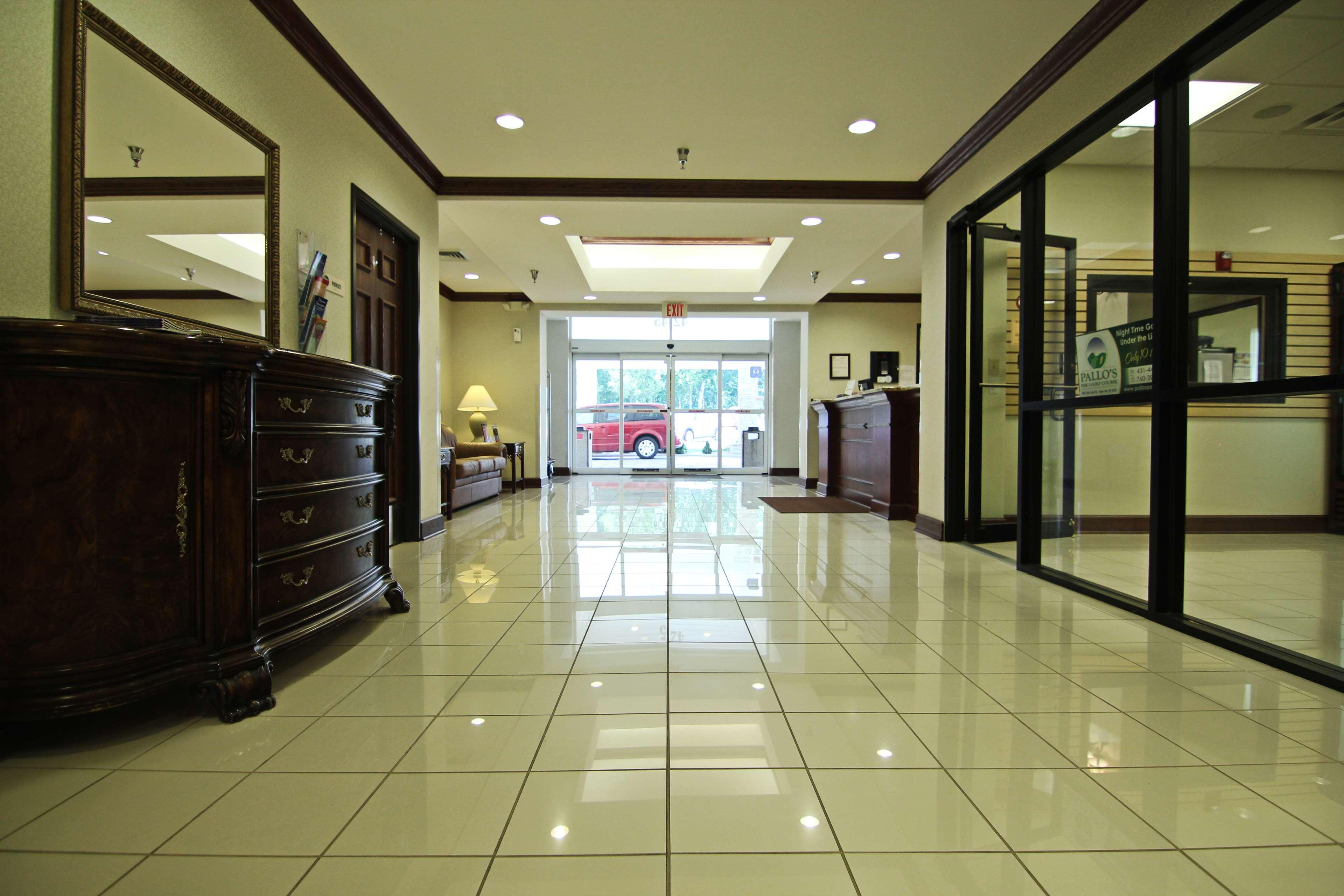 Crown Pointe Lodge; Bw Signature Collection 4*