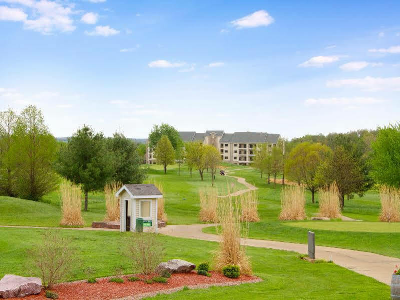 Crown Pointe Lodge; Bw Signature Collection Hotel
