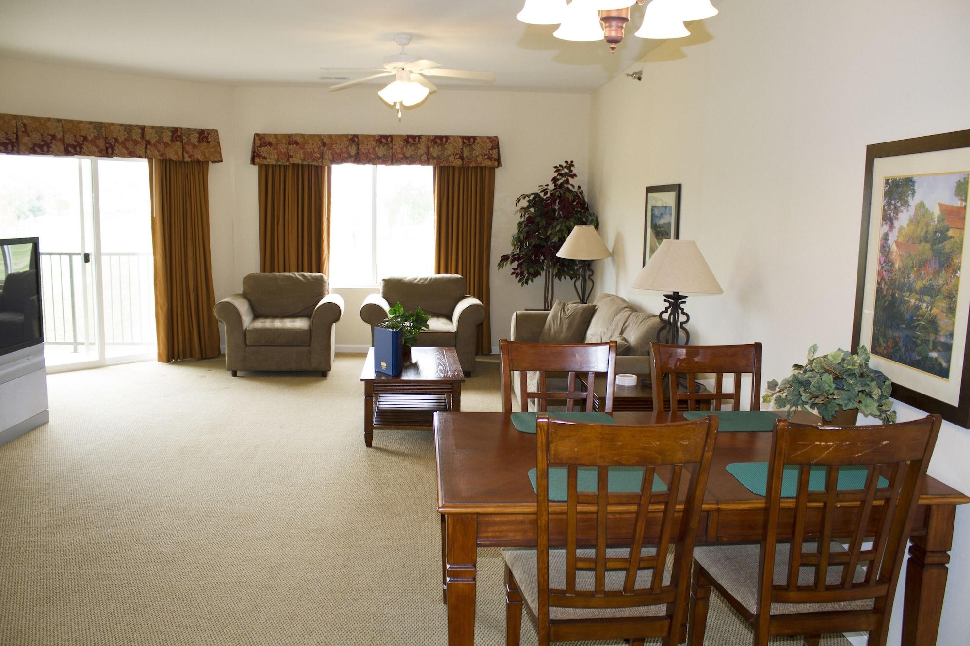 Hotel Crown Pointe Lodge; Bw Signature Collection