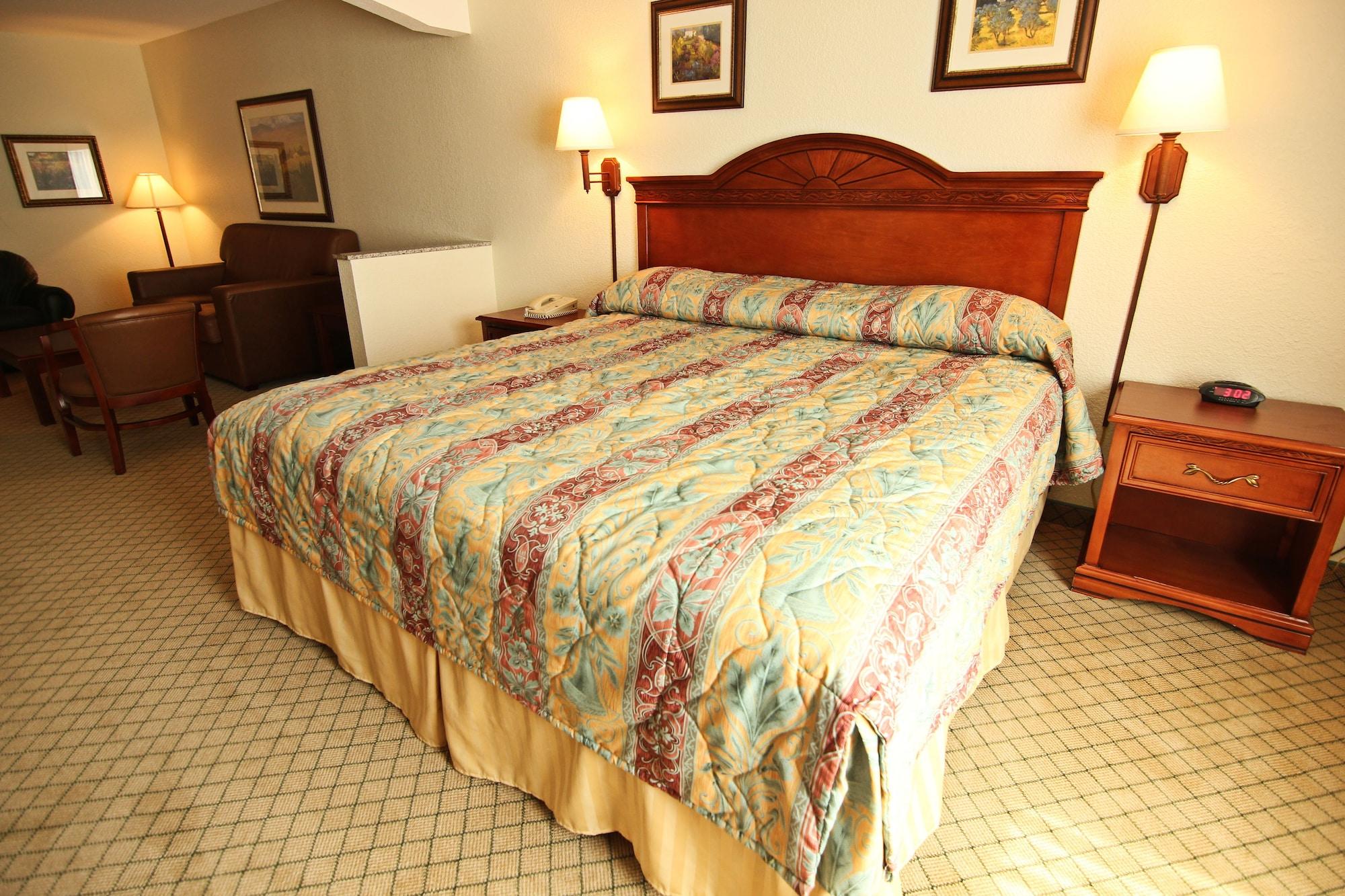 Crown Pointe Lodge; Bw Signature Collection Hotel